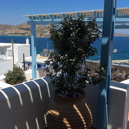 Katerina & Lägenhet Naousa