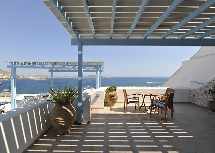 Katerina & * Náoussa